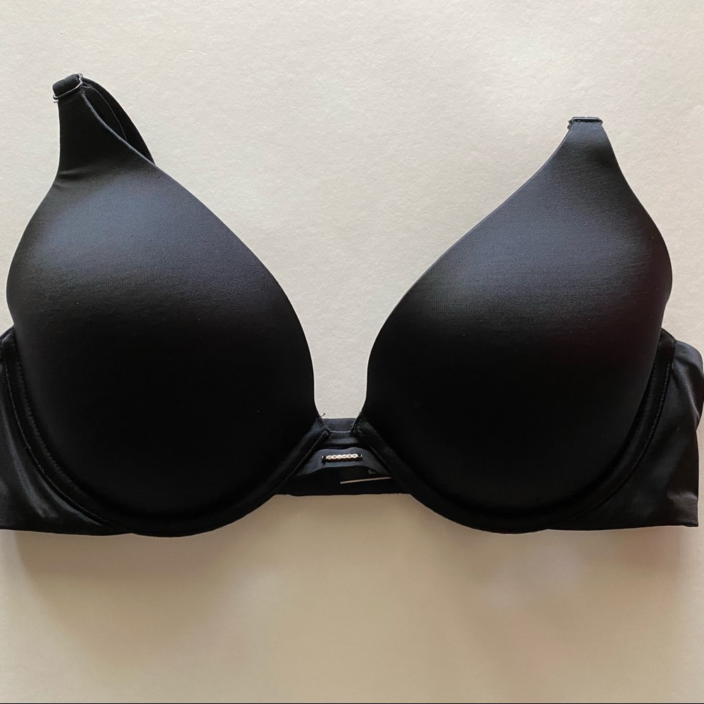 Victoria’s Secret - Very Sexy, Lightly Lined, 34D